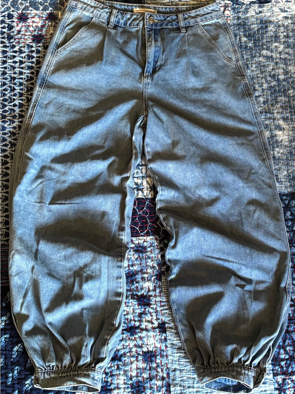 NWT Balloon Jeans from Simons Canada